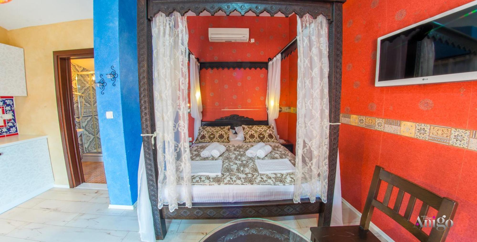 Apartment And Sulejman